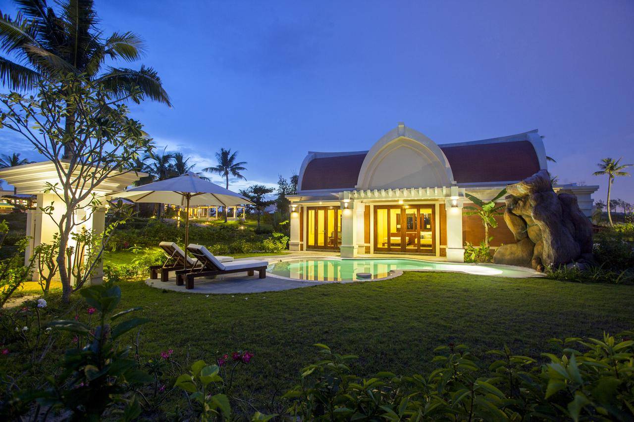 99 Biệt thự villa Đà Nẵng giá rẻ gần biển đẹp có hồ bơi cho thuê nguyên căn