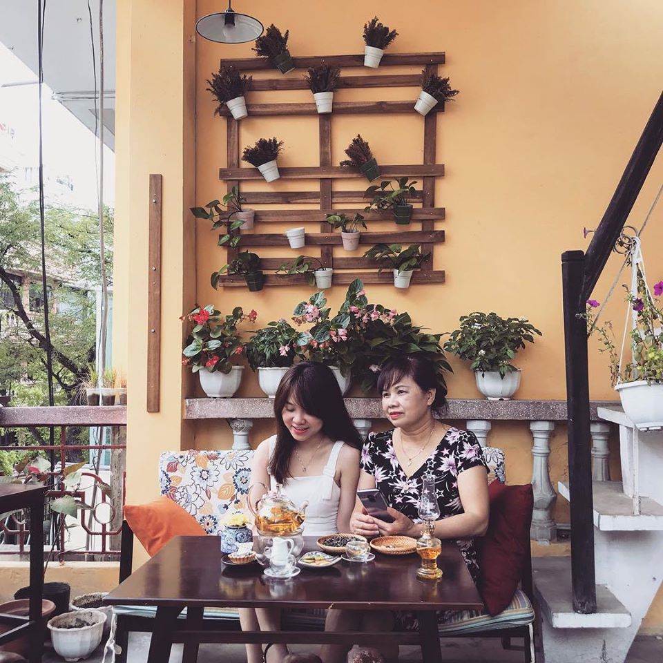 Top 20 quán cafe đẹp Hà Nội giá rẻ bình dân view sống ảo decor siêu chất