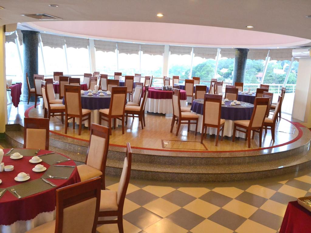 Top 40 khách sạn Hạ Long Bãi Cháy giá rẻ view đẹp gần biển từ 2-3-4-5 sao