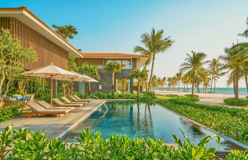42 Biệt thự villa Phú Quốc giá rẻ gần biển đẹp có hồ bơi nguyên căn